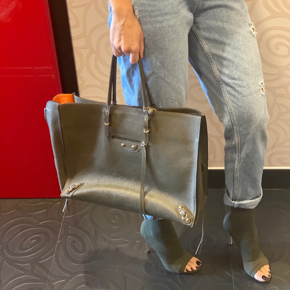 🔥BALENCIAGA🔥100% Authentic!!!